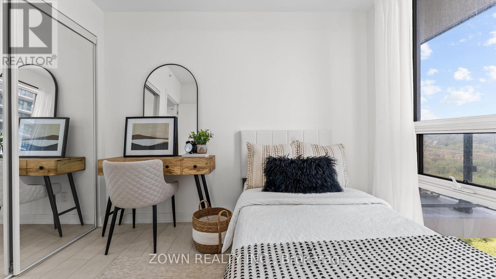 1604 - 2220 Lakeshore Boulevard W, Toronto, Ontario  M8V 0C1 - Photo 11 - W12568342