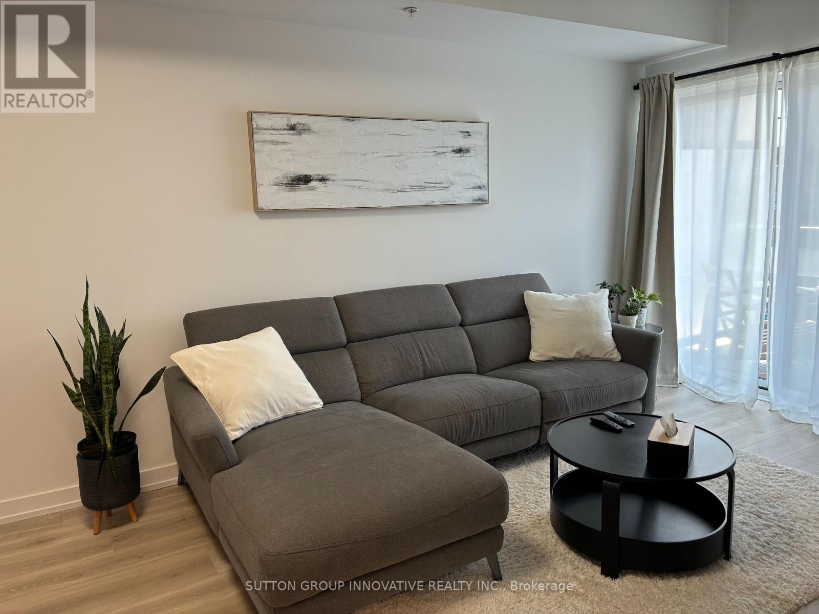 204 - 550 North Service Road, Grimsby, Ontario  L3M 4E8 - Photo 13 - X12575120