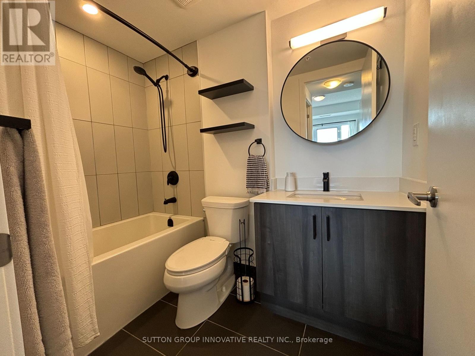 204 - 550 North Service Road, Grimsby, Ontario  L3M 4E8 - Photo 34 - X12575120