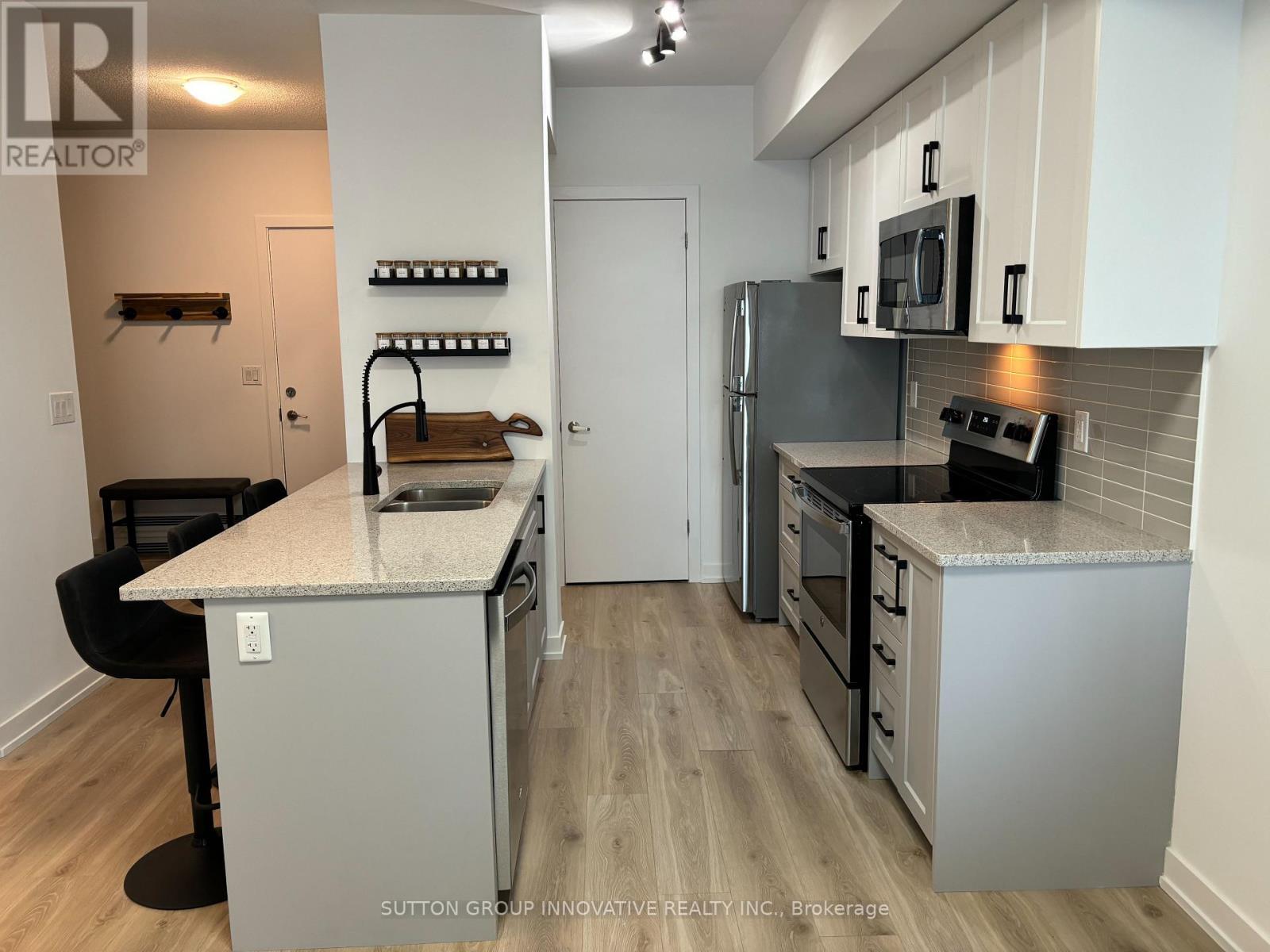 204 - 550 North Service Road, Grimsby, Ontario  L3M 4E8 - Photo 5 - X12575120