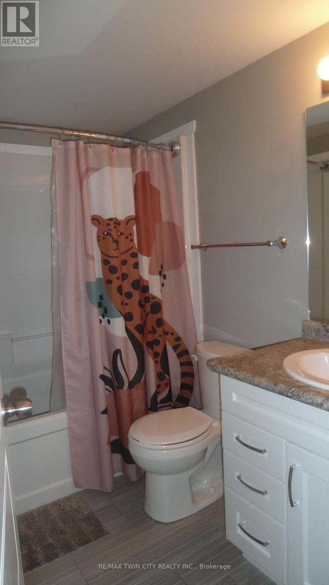 B4 - 361 Lancaster Street W, Kitchener, Ontario  N2H 4V4 - Photo 14 - X12575168