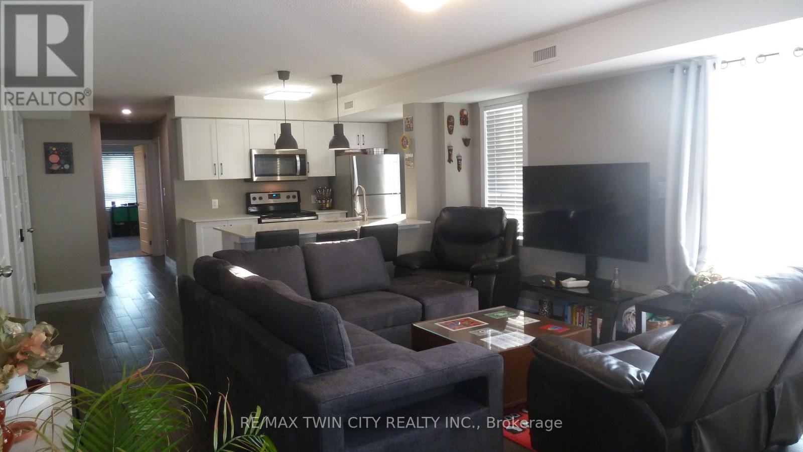 B4 - 361 Lancaster Street W, Kitchener, Ontario  N2H 4V4 - Photo 8 - X12575168