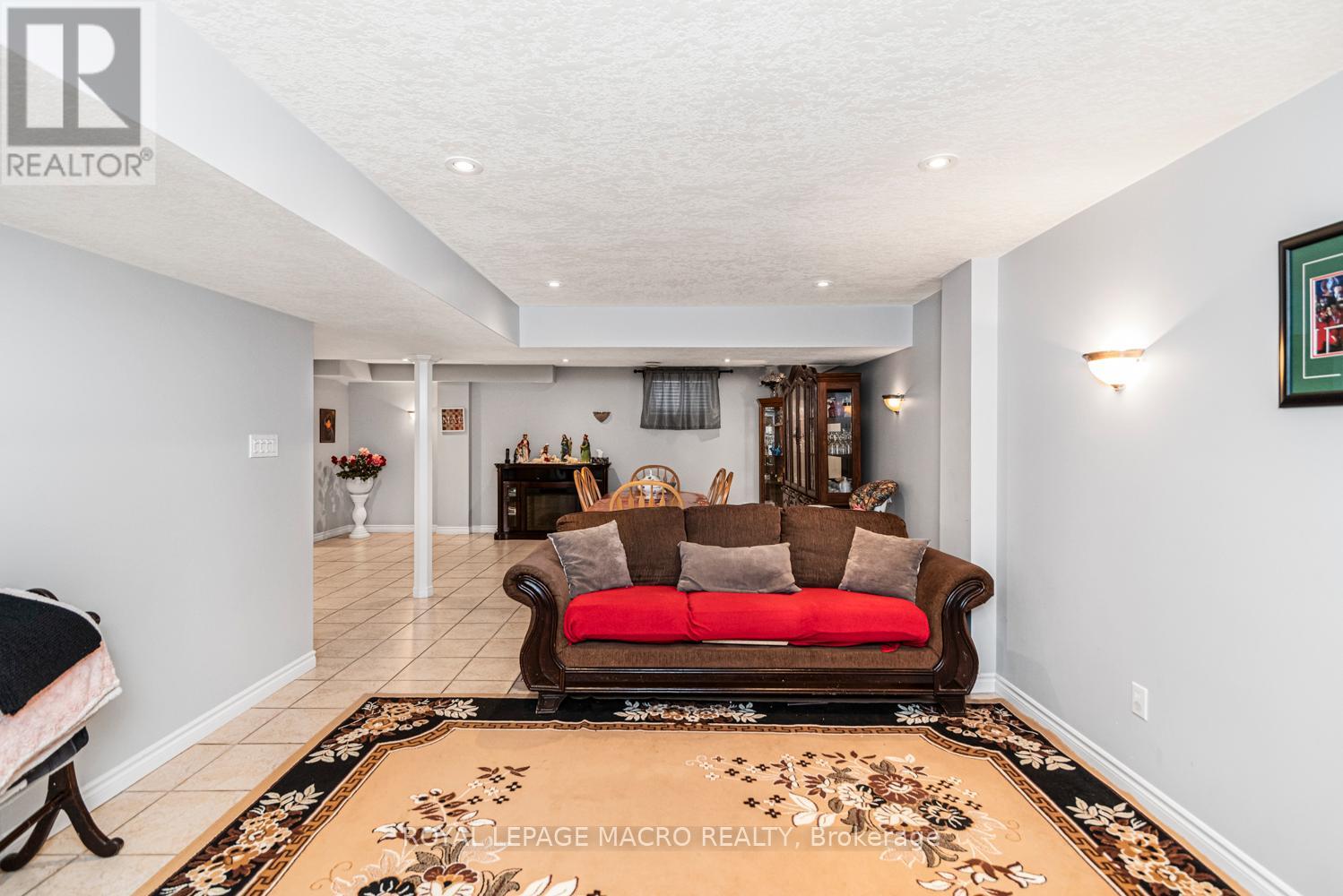 102 Erika Crescent, Hamilton, Ontario  L8W 0A2 - Photo 23 - X12575198