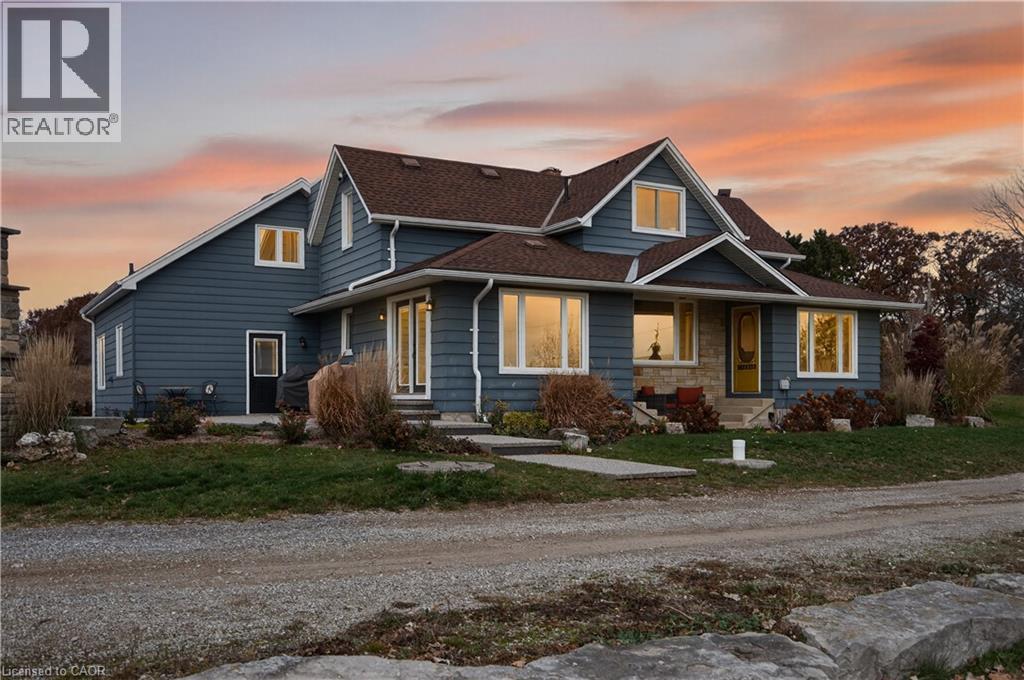 1724 Snake Road, Burlington, Ontario  L7P 4Z3 - Photo 4 - 40790035