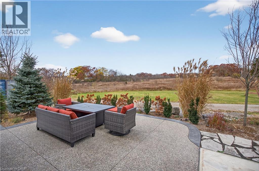 1724 Snake Road, Burlington, Ontario  L7P 4Z3 - Photo 34 - 40790035