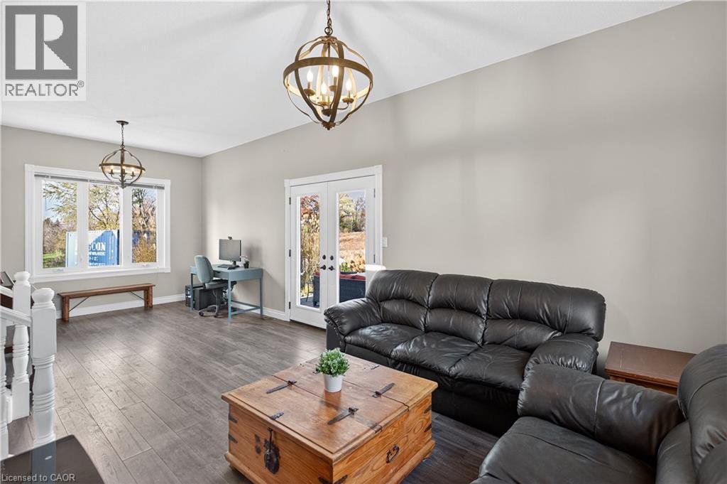 1724 Snake Road, Burlington, Ontario  L7P 4Z3 - Photo 18 - 40790035