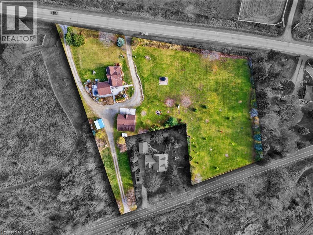 1724 Snake Road, Burlington, Ontario  L7P 4Z3 - Photo 3 - 40790035