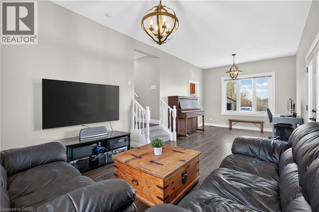 1724 Snake Road, Burlington, Ontario  L7P 4Z3 - Photo 19 - 40790035