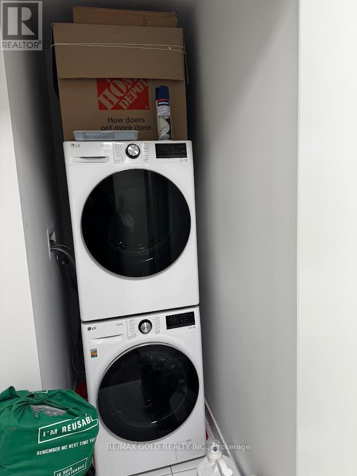 1202 - 225 Malta Avenue, Brampton, Ontario  L6Y 6L6 - Photo 8 - W12567156