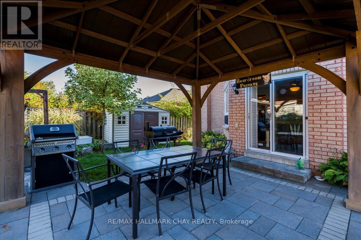 21 Barwick Drive, Barrie, Ontario  L4N 6Z7 - Photo 34 - S12465973