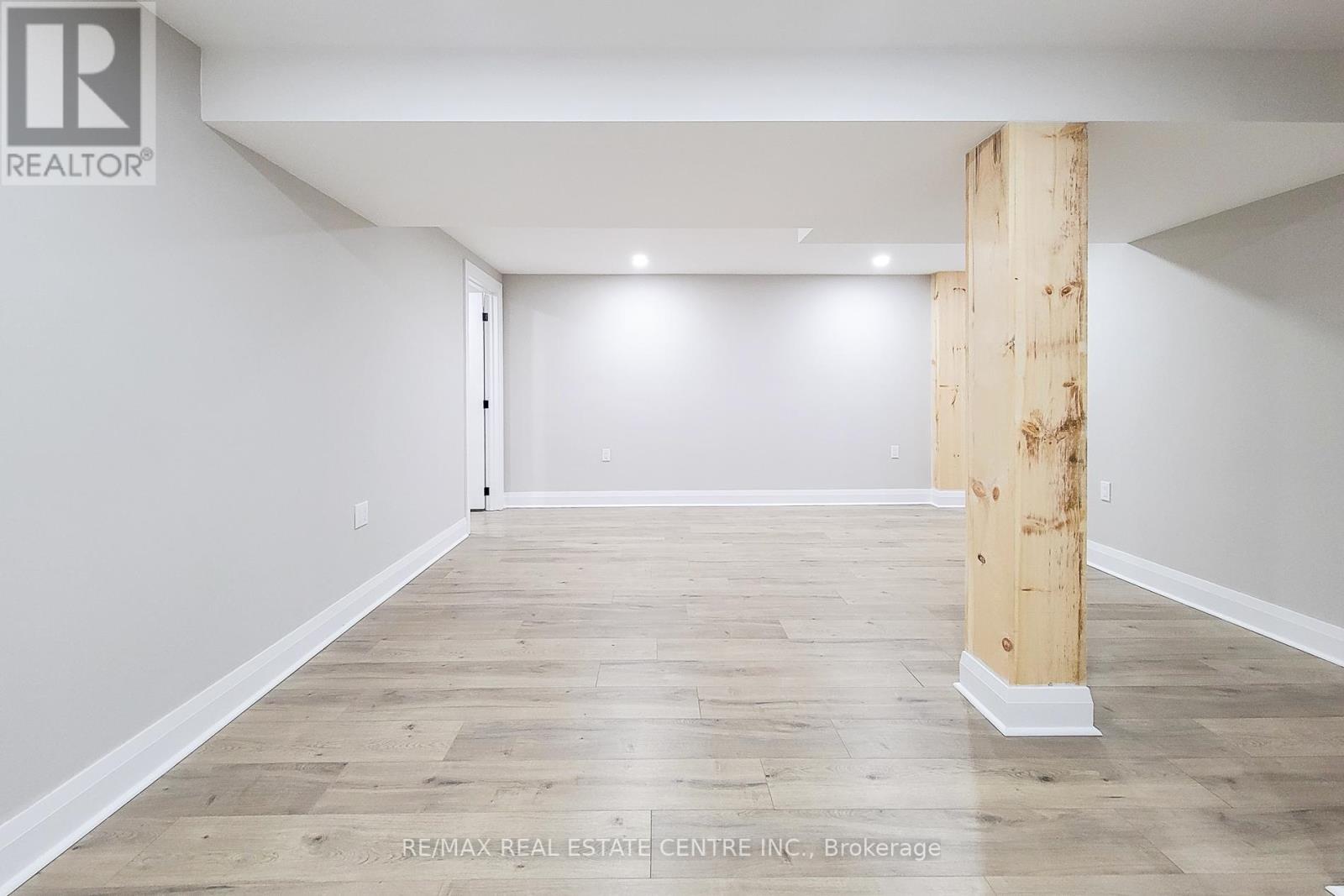 103 East 45th Street, Hamilton, Ontario  L8T 3J9 - Photo 30 - X12505524