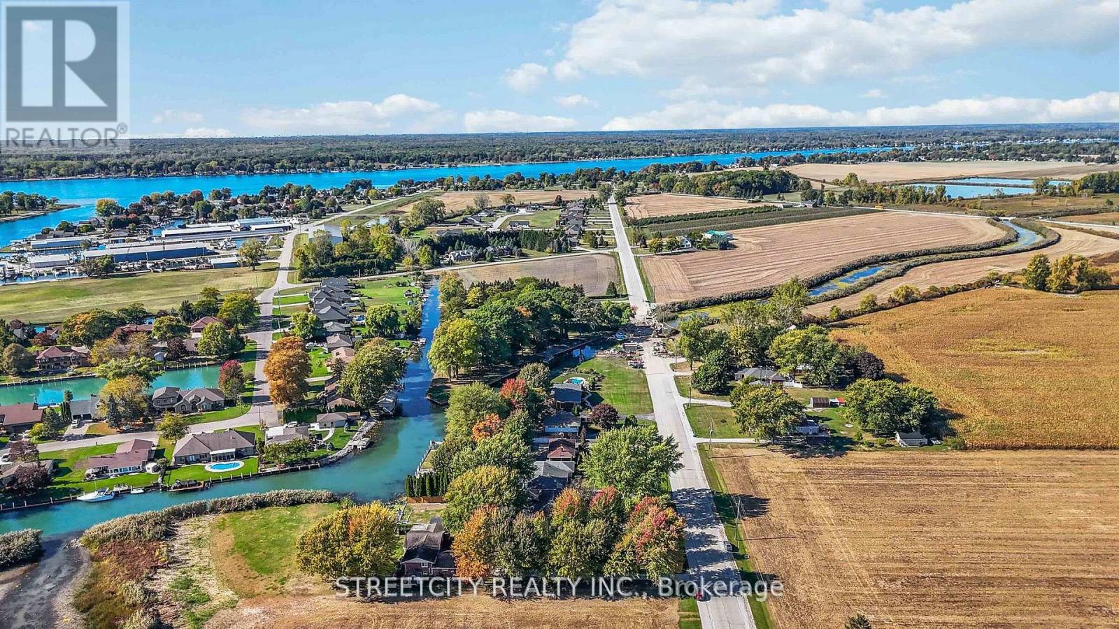 4767 St. Clair Parkway, St. Clair, Ontario  N0P 2B0 - Photo 33 - X12575238