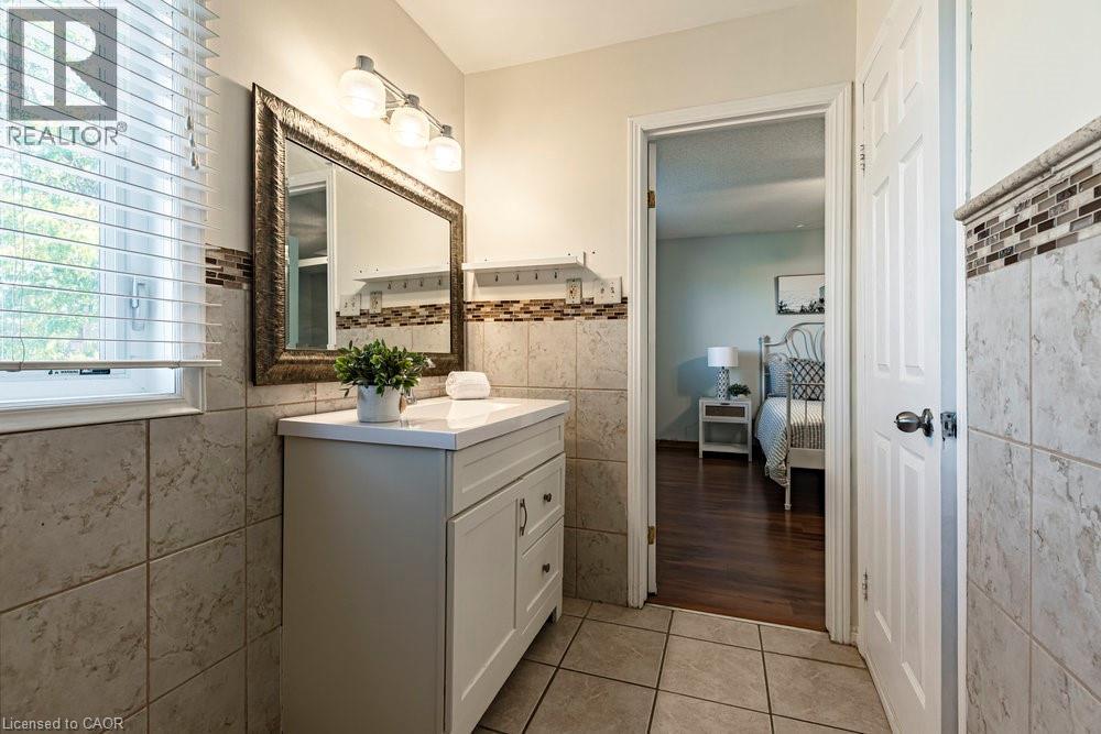 300 Crerar Drive, Hamilton, Ontario  L9A 5B5 - Photo 25 - 40774945