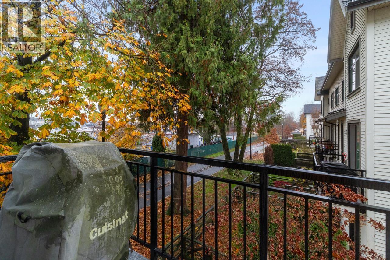 5837 Wales Street, Vancouver, British Columbia  V5R 0E6 - Photo 11 - R3069607