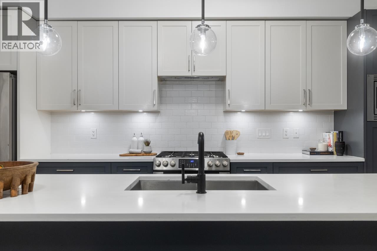 5837 Wales Street, Vancouver, British Columbia  V5R 0E6 - Photo 6 - R3069607