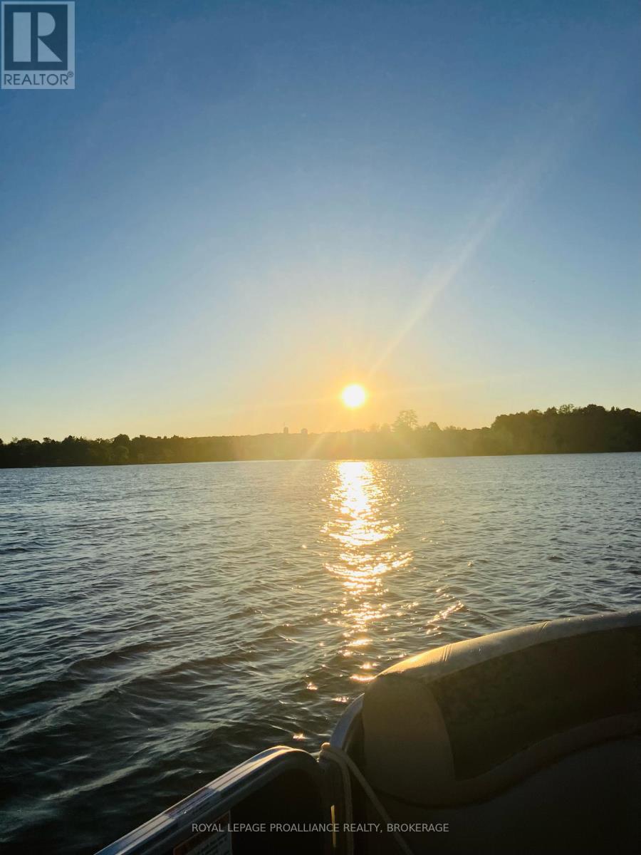 1888 Sunbury Road, Frontenac, Ontario  K0H 1X0 - Photo 8 - X12457067