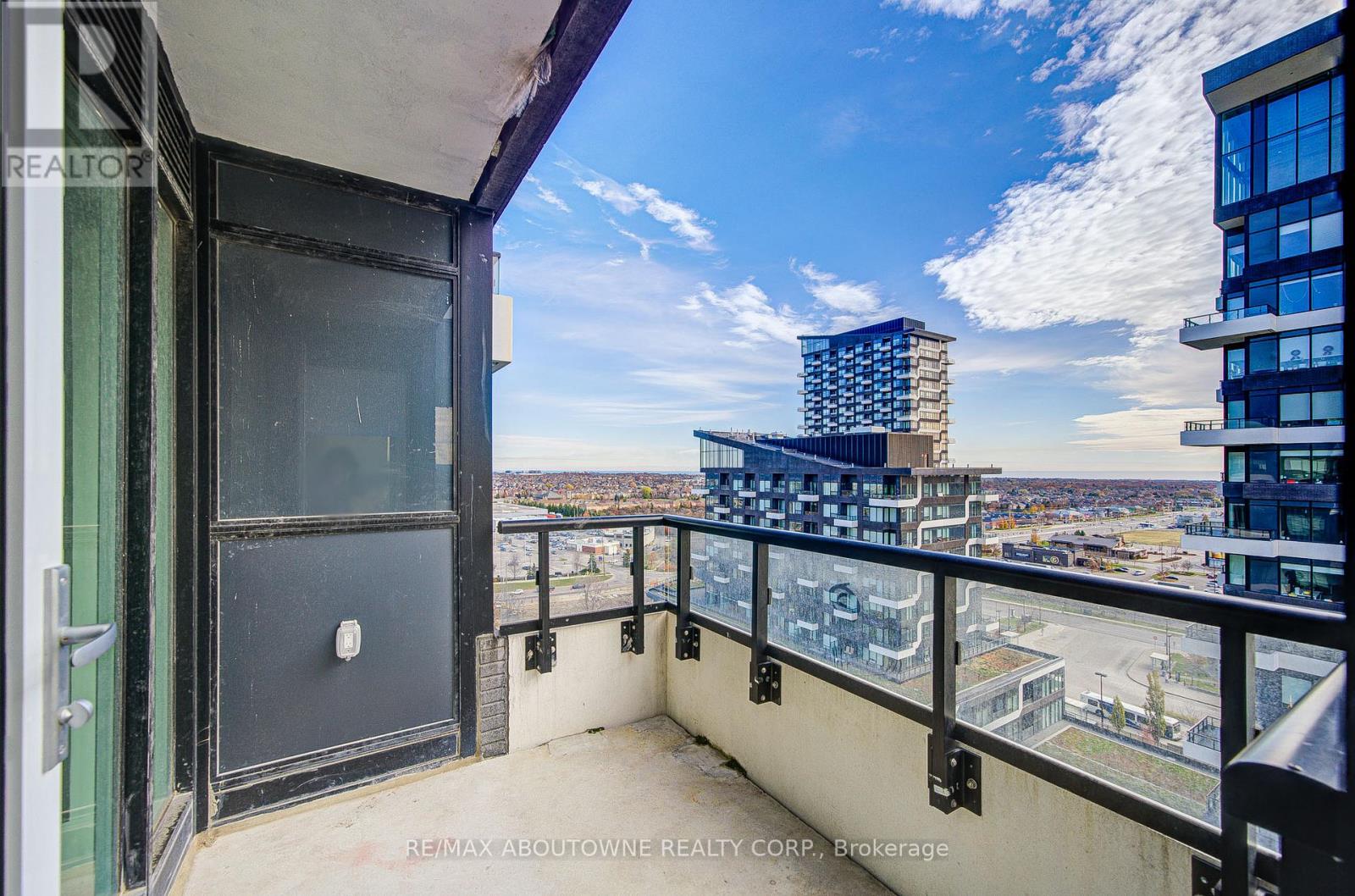 1313 - 2489 Taunton Road, Oakville, Ontario L6H 3R7 - Photo 20 - W12484941