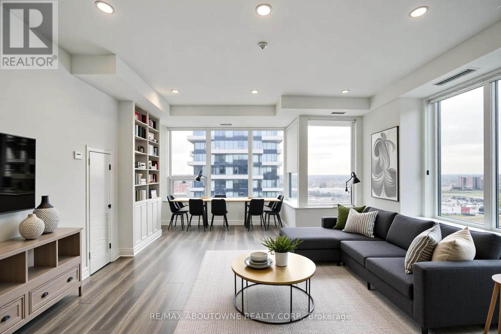 1313 - 2489 Taunton Road, Oakville, Ontario L6H 3R7 - Photo 10 - W12484941