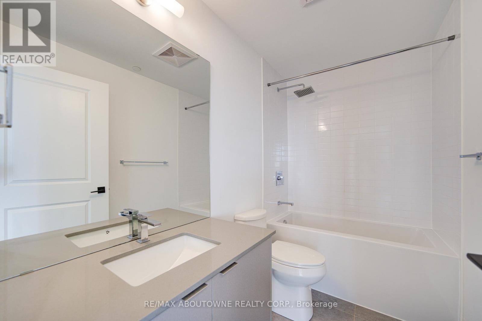 1313 - 2489 Taunton Road, Oakville, Ontario L6H 3R7 - Photo 18 - W12484941