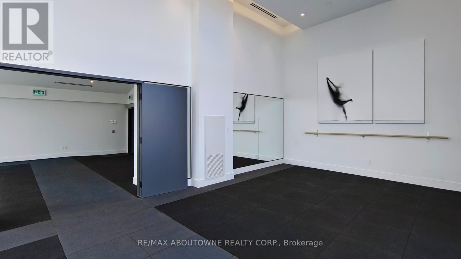 1313 - 2489 Taunton Road, Oakville, Ontario L6H 3R7 - Photo 24 - W12484941