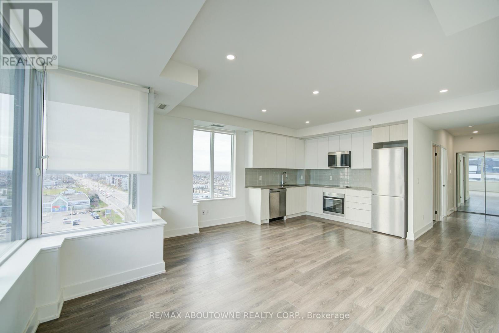 1313 - 2489 Taunton Road, Oakville, Ontario L6H 3R7 - Photo 8 - W12484941