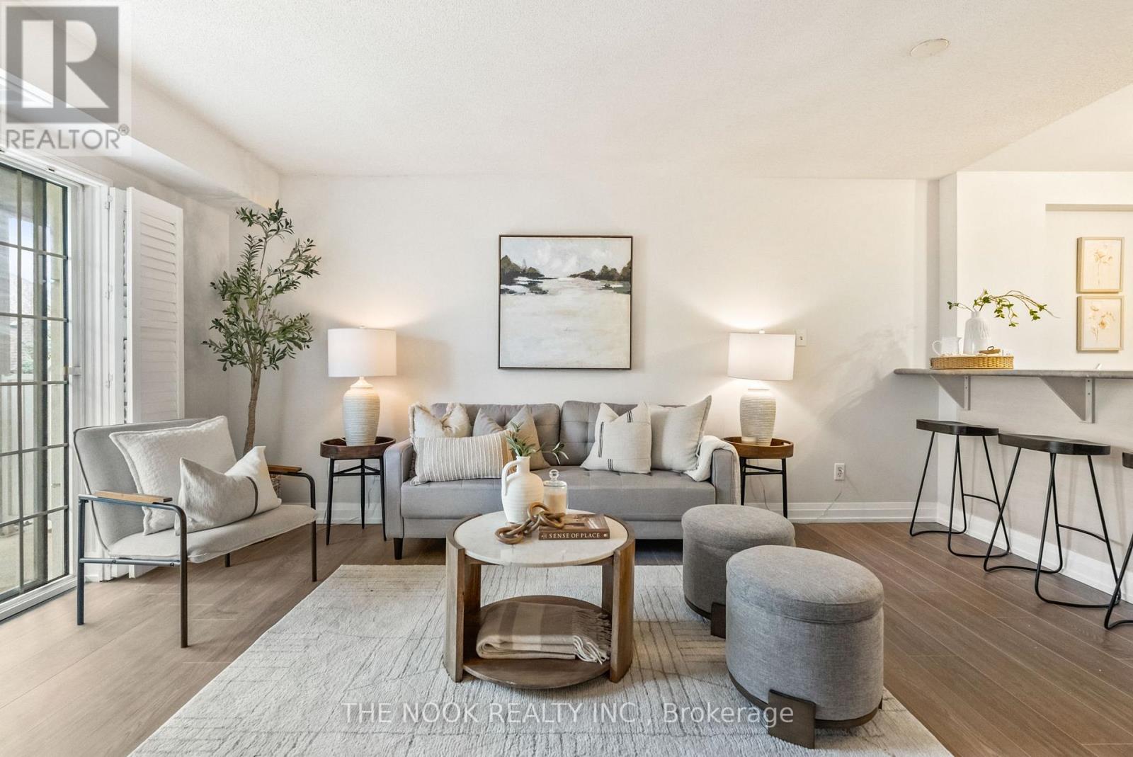 310 - 98 Aspen Springs Drive, Clarington, Ontario L1C 5N5 - Photo 13 - E12575598