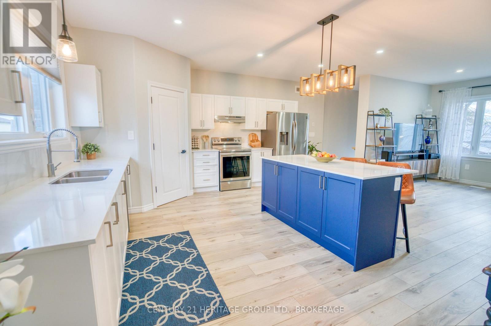 5 Cross Street, Loyalist, Ontario  K0H 2H0 - Photo 11 - X12575466