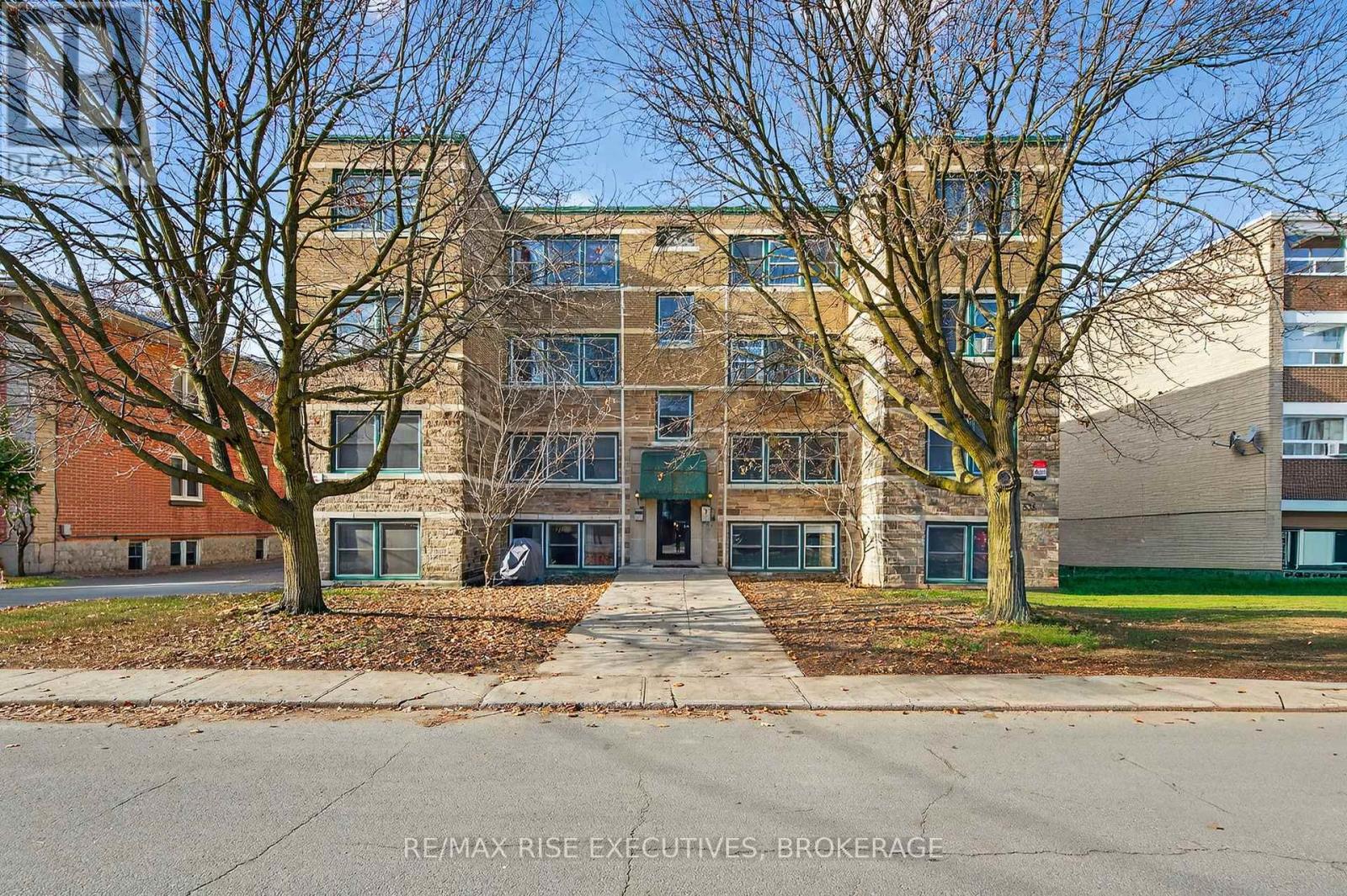 297 HELEN STREET, Kingston, Ontario