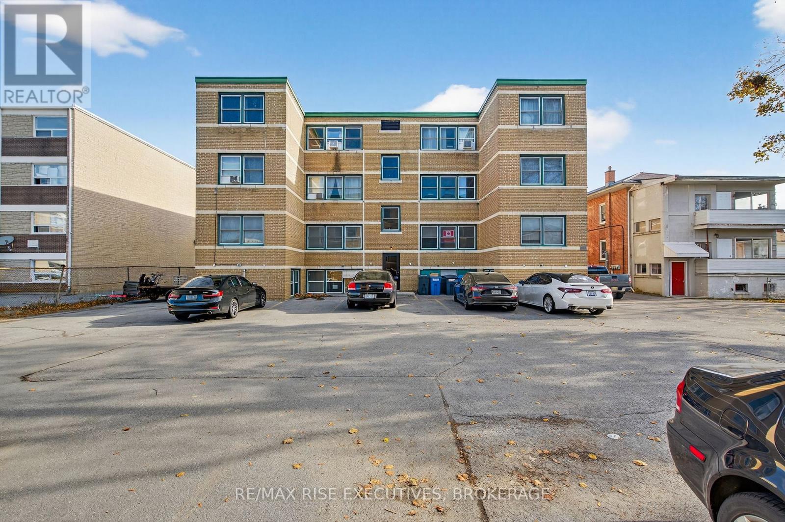 297 Helen Street, Kingston, Ontario  K7L 4P6 - Photo 3 - X12575588