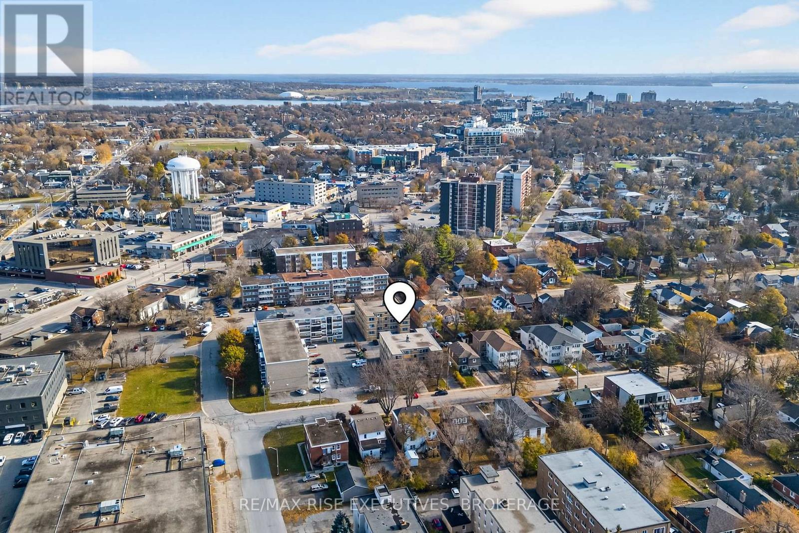 297 Helen Street, Kingston, Ontario  K7L 4P6 - Photo 5 - X12575588