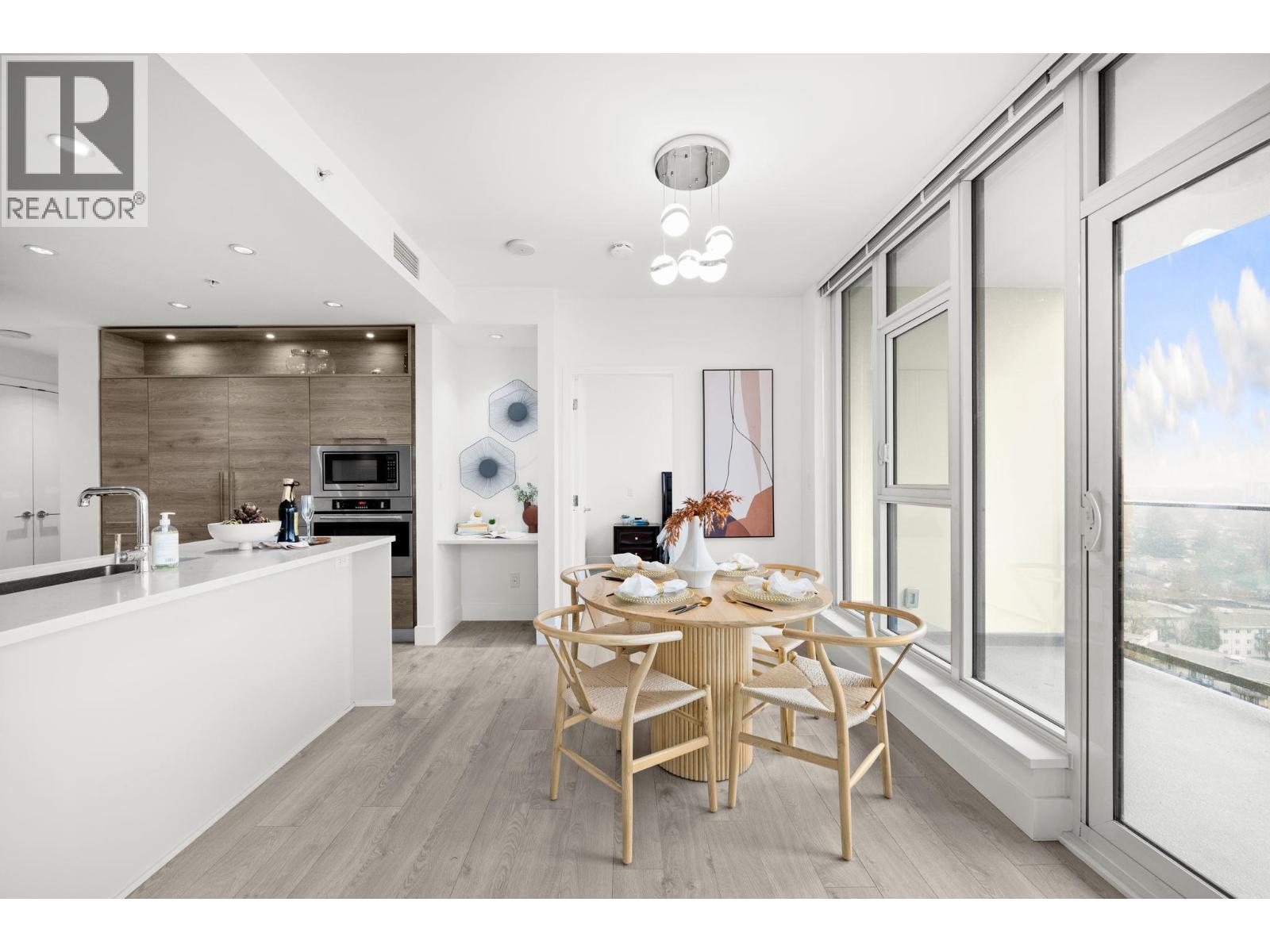 1610 7303 Noble Lane, Burnaby, British Columbia  V3N 0H2 - Photo 6 - R3066967