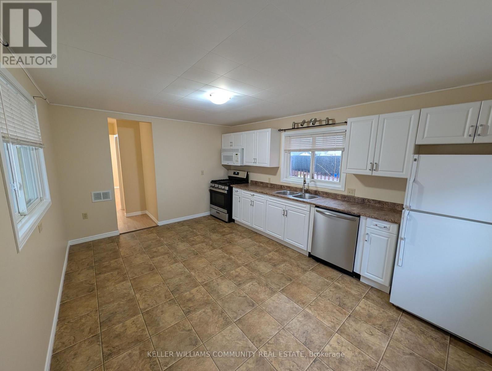 1013 High Street, Peterborough, Ontario  K9J 5R7 - Photo 9 - X12575476