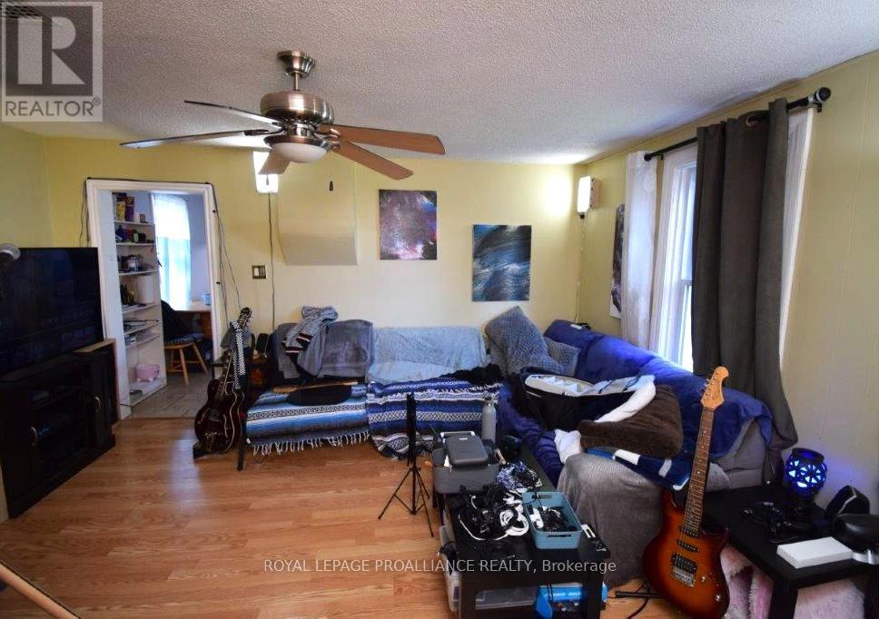 206 College Street E, Belleville, Ontario  K8N 2V7 - Photo 7 - X12575614