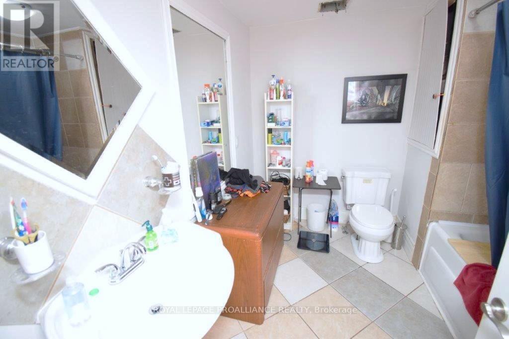 206 College Street E, Belleville, Ontario  K8N 2V7 - Photo 8 - X12575614