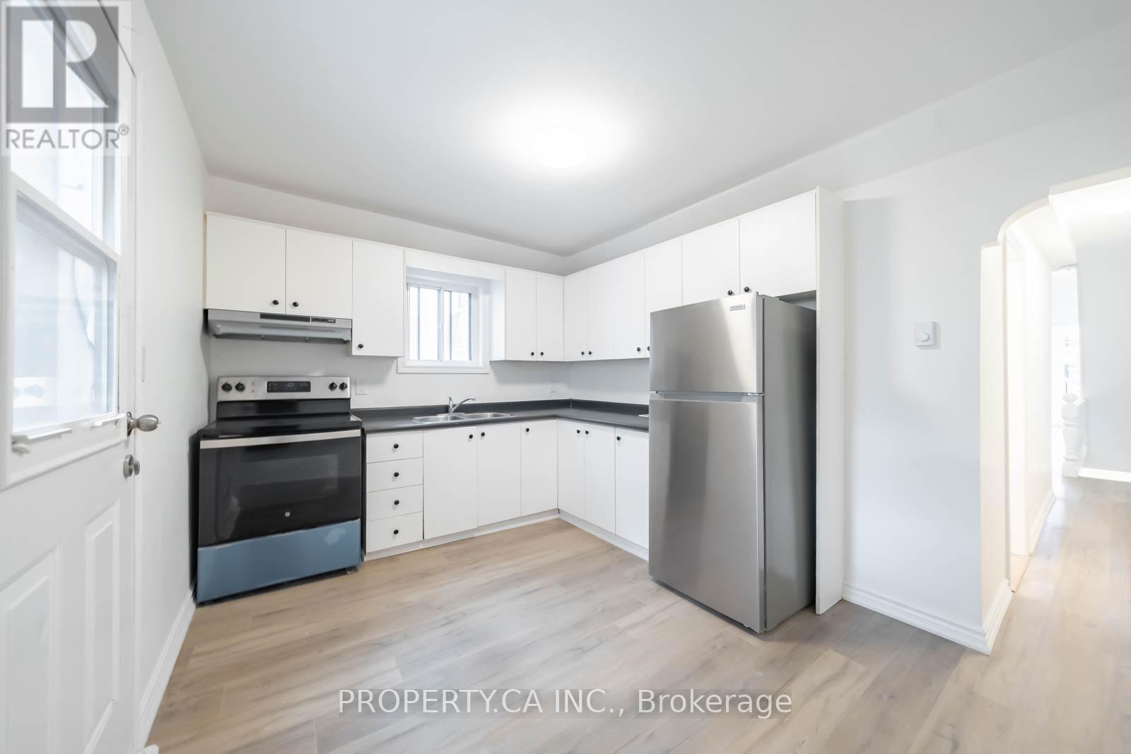 2nd/3rd Flr - 196 Augusta Avenue, Toronto, Ontario  M5T 2L6 - Photo 3 - C12575346