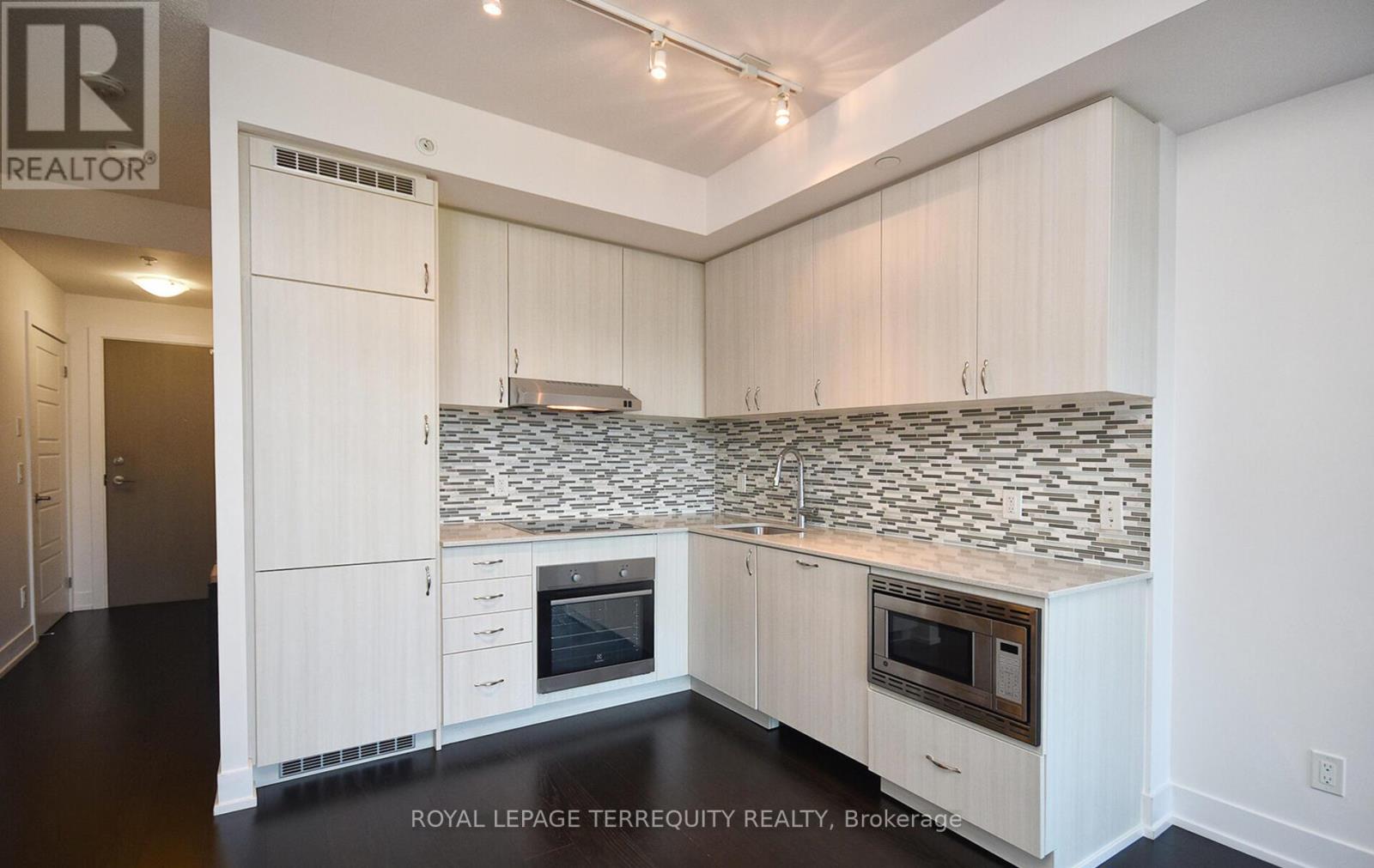 305 - 7 Kenaston Gardens, Toronto, Ontario  M2K 0E9 - Photo 7 - C12575352