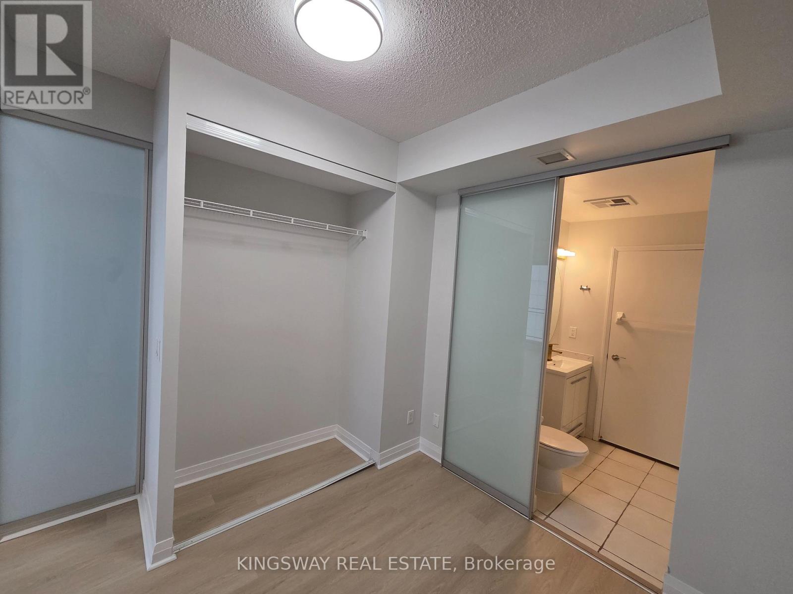 1605 - 220 Victoria Street, Toronto, Ontario  M5B 2R6 - Photo 15 - C12575364