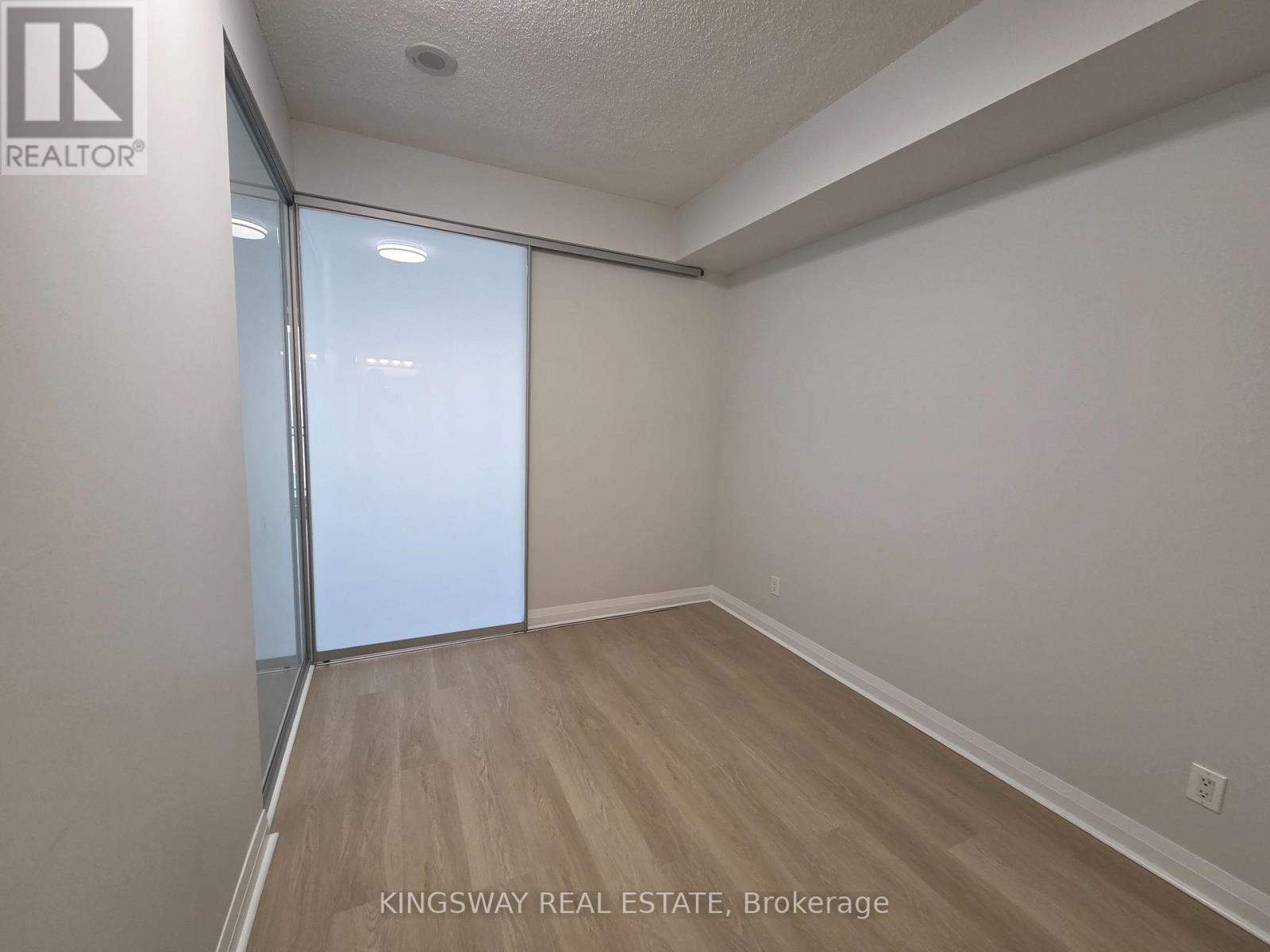 1605 - 220 Victoria Street, Toronto, Ontario  M5B 2R6 - Photo 6 - C12575364