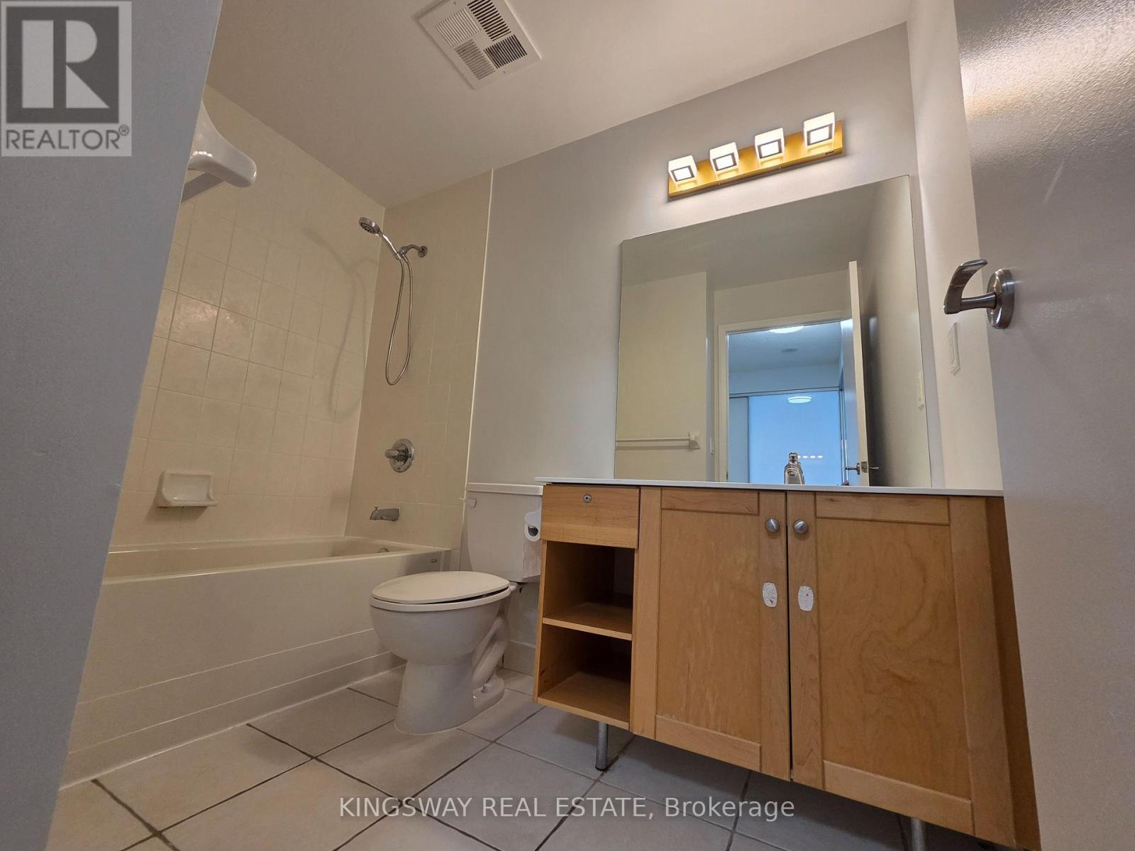 1605 - 220 Victoria Street, Toronto, Ontario  M5B 2R6 - Photo 7 - C12575364