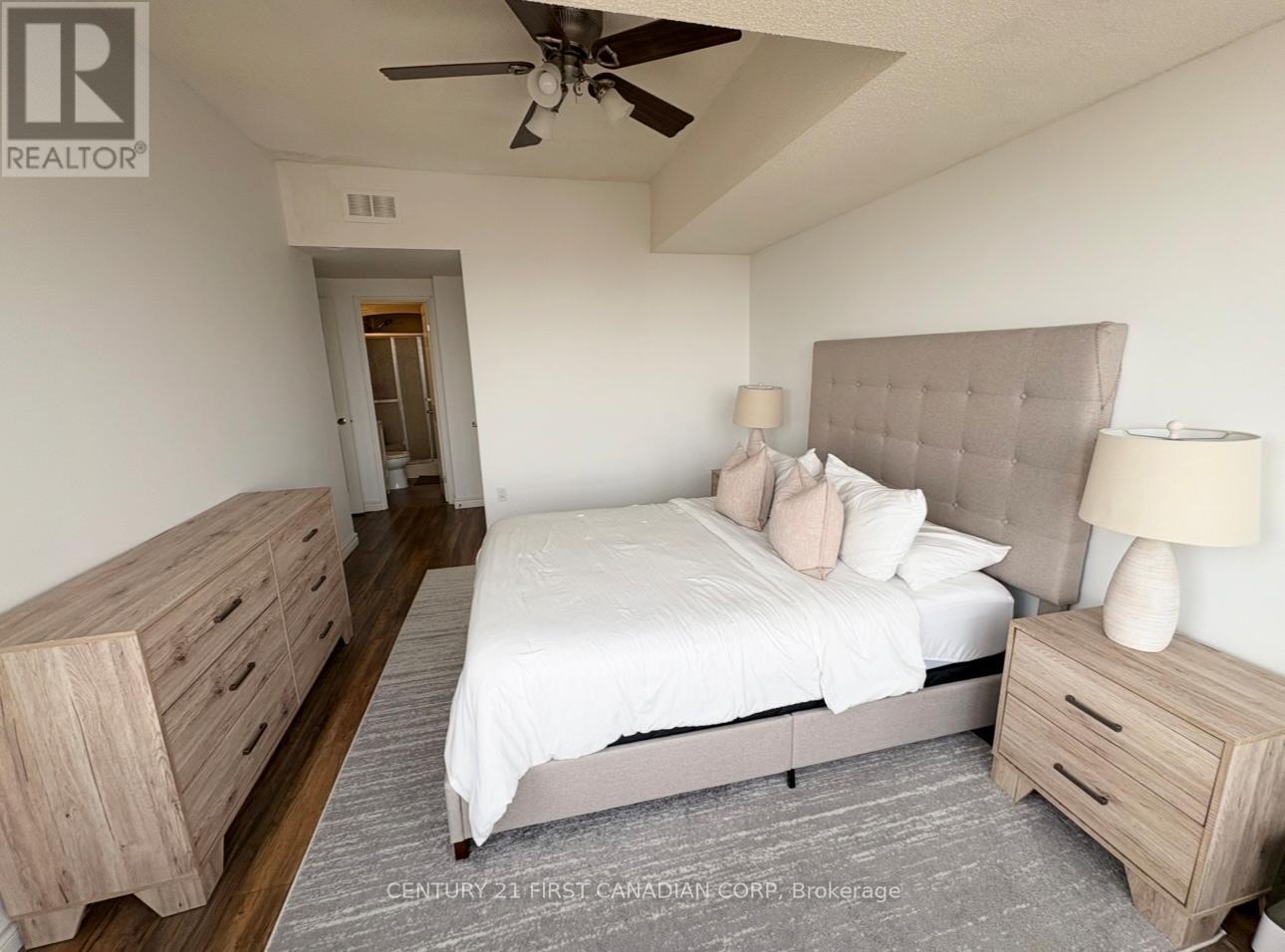 1206 - 744 Wonderland Road S, London South, Ontario  N6K 4K3 - Photo 9 - X12575474