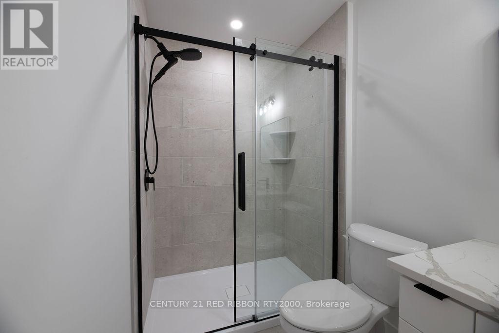 122 Burns Street, Strathroy-Caradoc, Ontario  N7G 1E8 - Photo 18 - X12575560