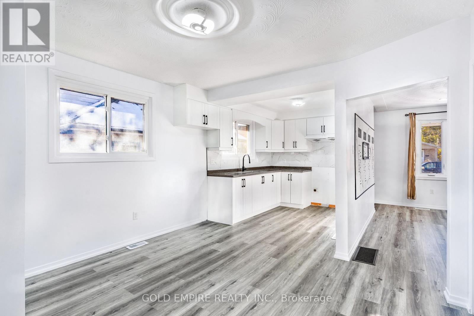 32 Empire Street, London East, Ontario N5Y 1G7 - Photo 10 - X12575592