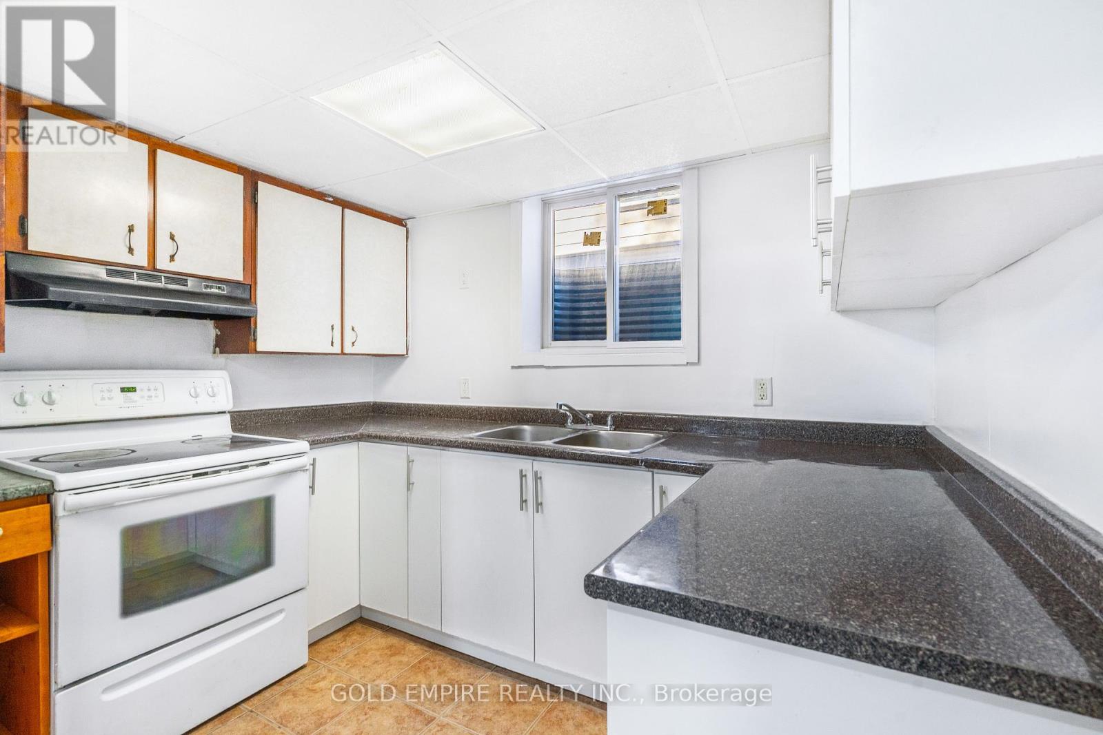 32 Empire Street, London East, Ontario N5Y 1G7 - Photo 27 - X12575592