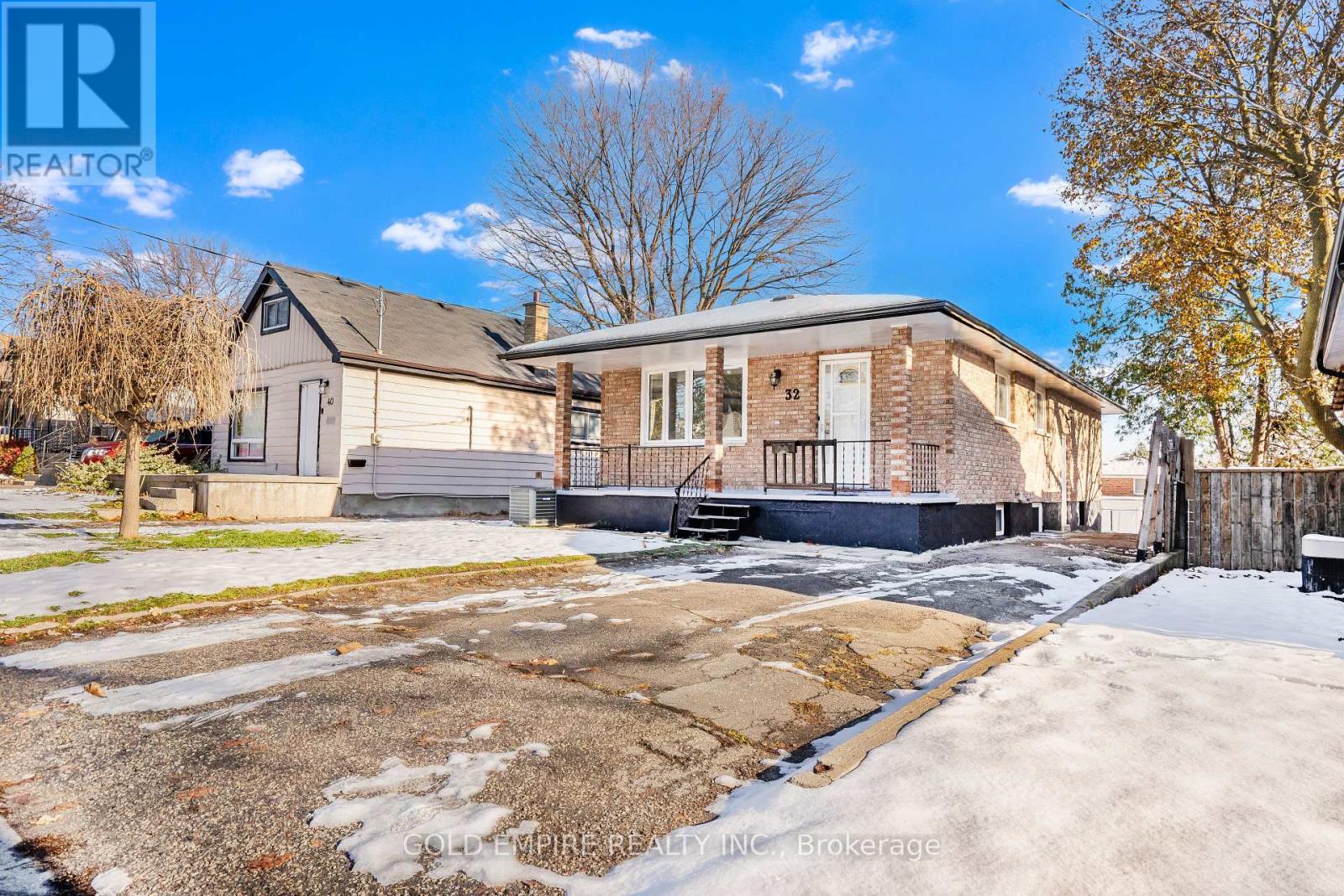 32 Empire Street, London East, Ontario N5Y 1G7 - Photo 3 - X12575592