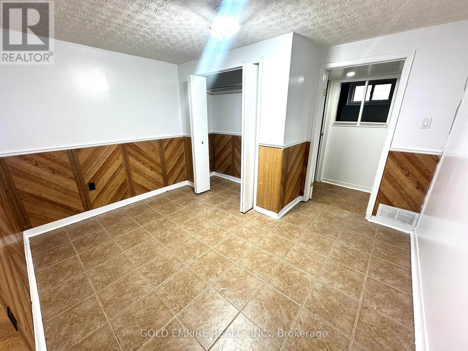 32 Empire Street, London East, Ontario N5Y 1G7 - Photo 38 - X12575592