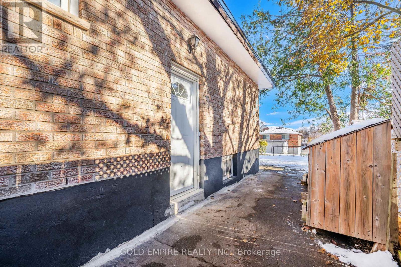 32 Empire Street, London East, Ontario N5Y 1G7 - Photo 48 - X12575592