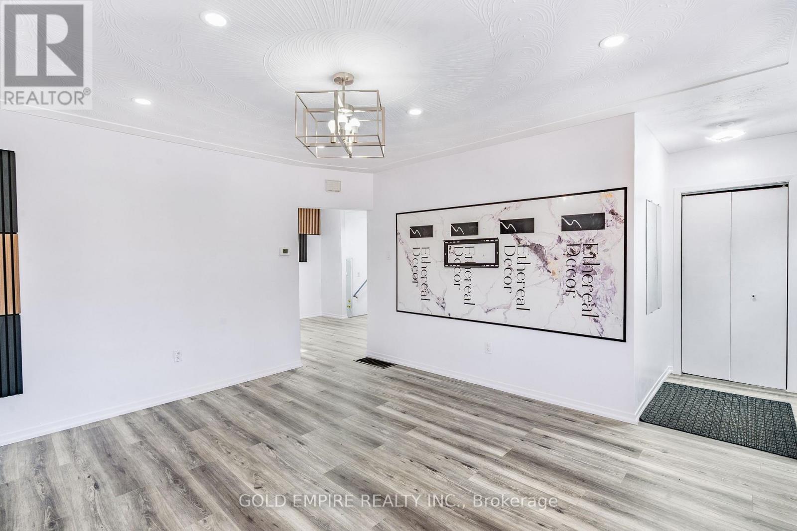 32 Empire Street, London East, Ontario N5Y 1G7 - Photo 7 - X12575592