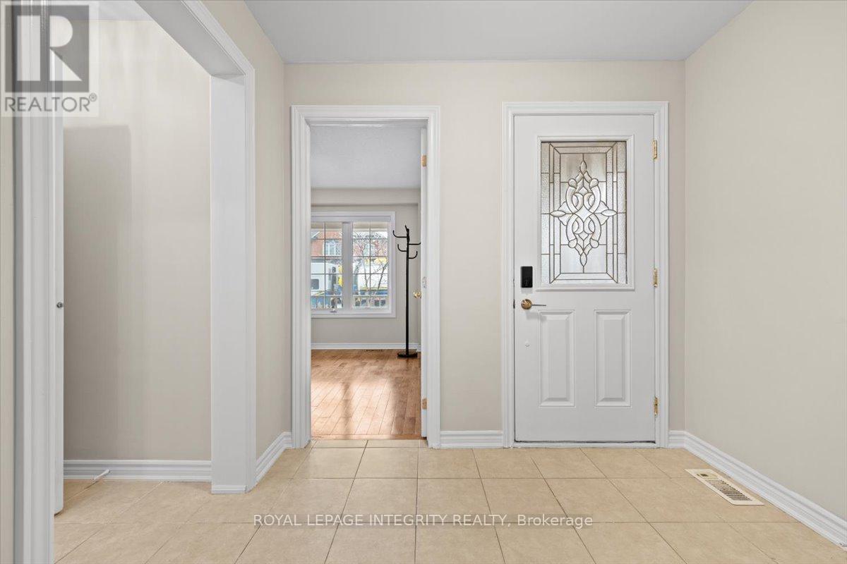 578 Sunlit Circle, Ottawa, Ontario  K4A 0V4 - Photo 4 - X12575424