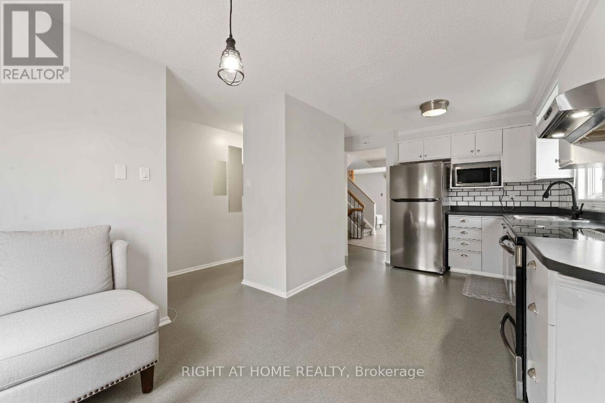 21 Ventnor Way, Ottawa, Ontario  K2J 1M2 - Photo 10 - X12575532