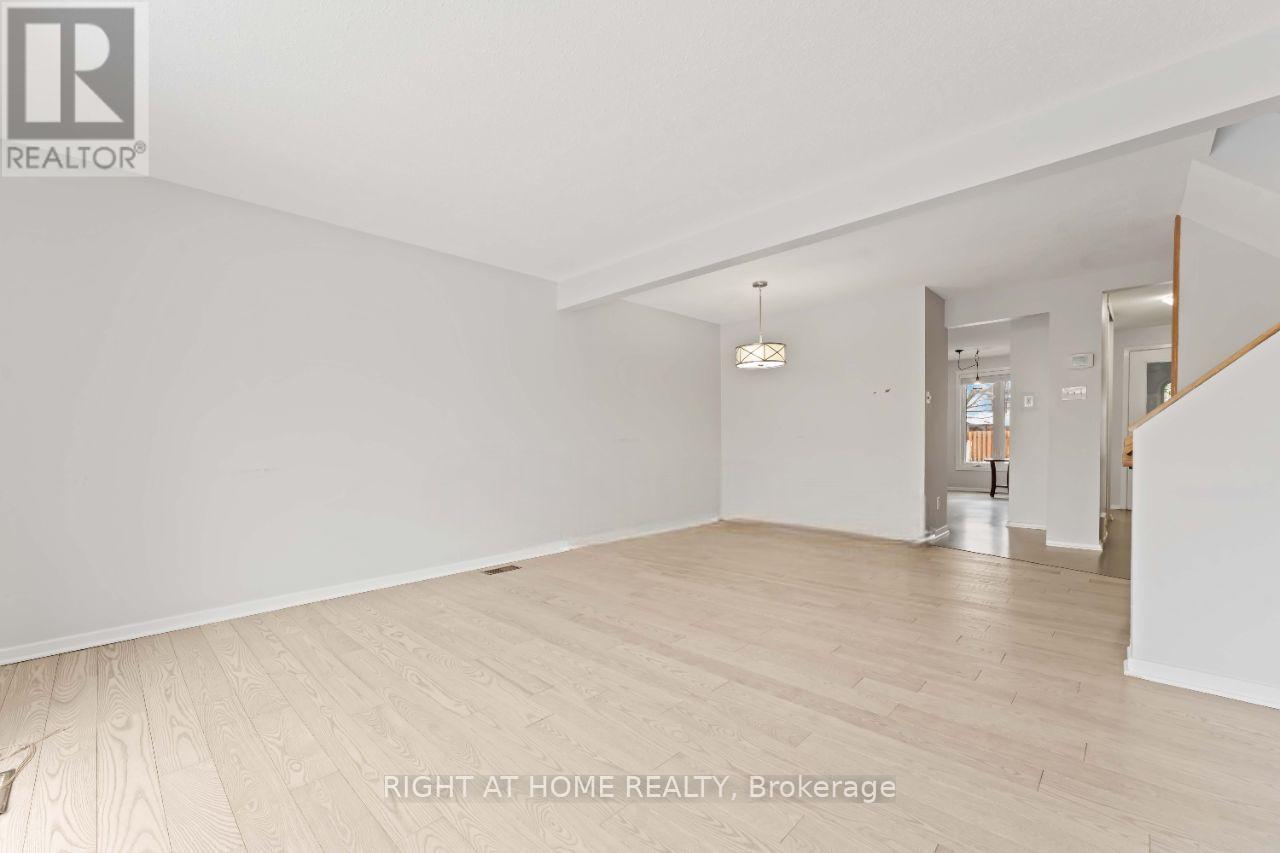 21 Ventnor Way, Ottawa, Ontario  K2J 1M2 - Photo 7 - X12575532